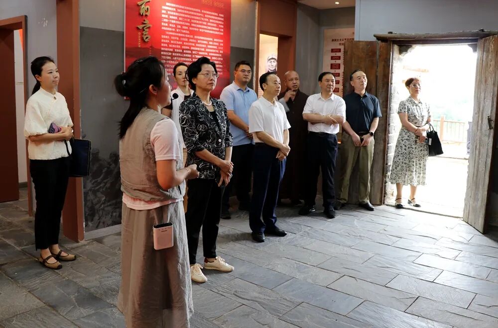 周晓琦带队调研武汉市新洲区“一线协商·共建支点”工作