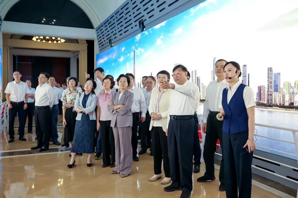 杨智参加武汉市政协中共界别活动